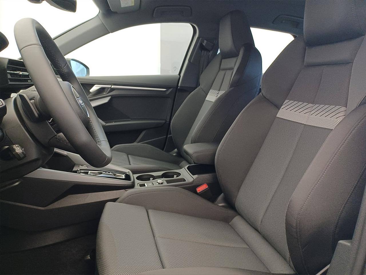 Audi A3 allstreet 35 2.0 tdi business advanced s-tronic