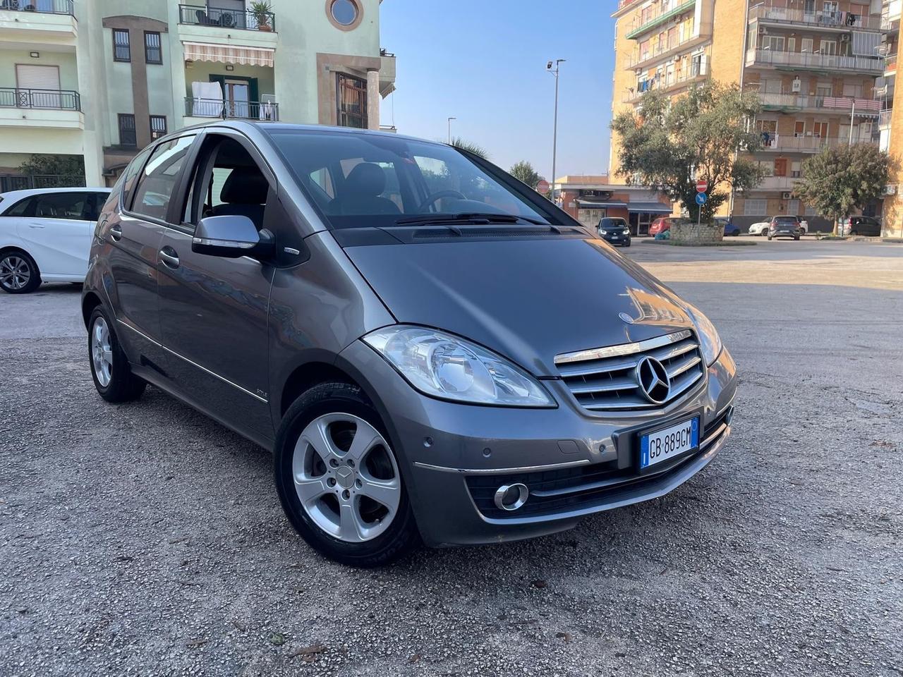 Mercedes-benz A 180 Restayling BlueEFFICIENCY Executive Full