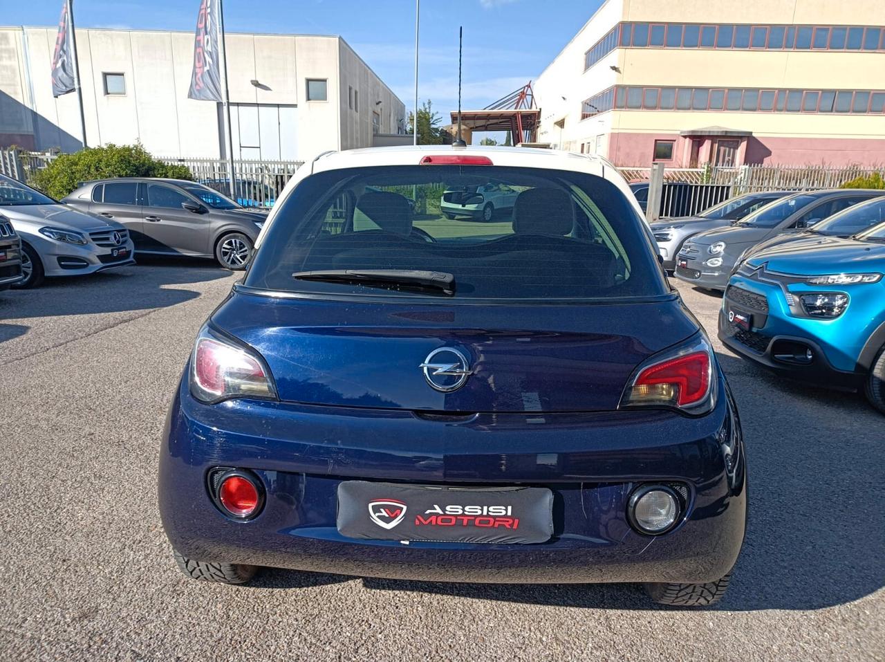 Opel Adam 1.2 70 CV Glam