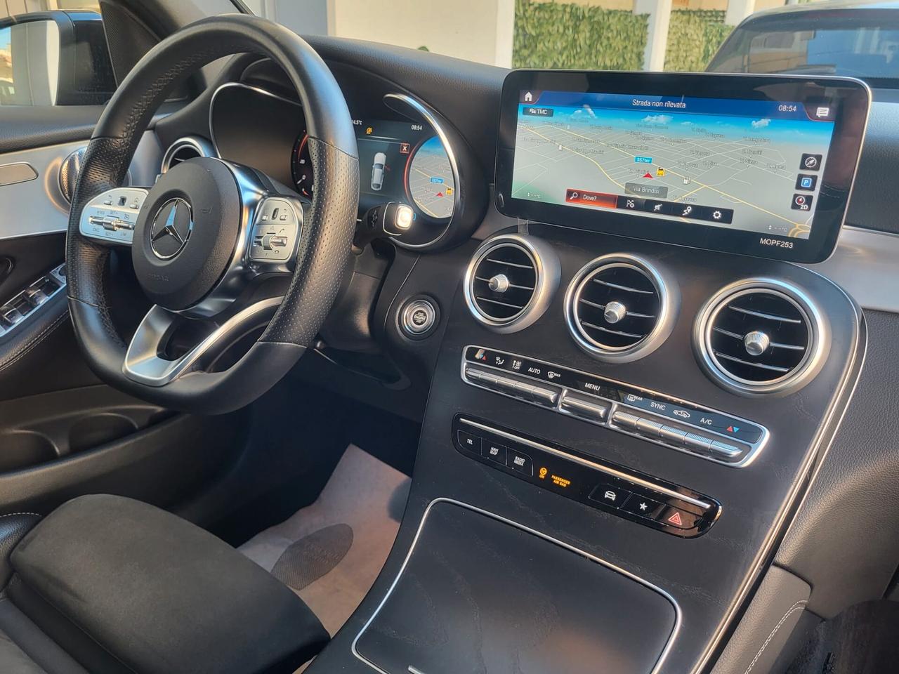 Mercedes GLC 200 D 4 Matic Coupé Amg Tetto Fari Multib. Luci Ambiente...