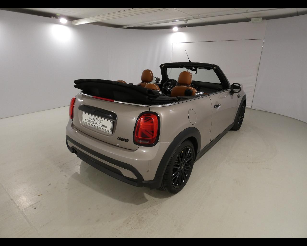MINI Mini Cabrio (F57) - Mini 1.5 Cooper Yours Cabrio