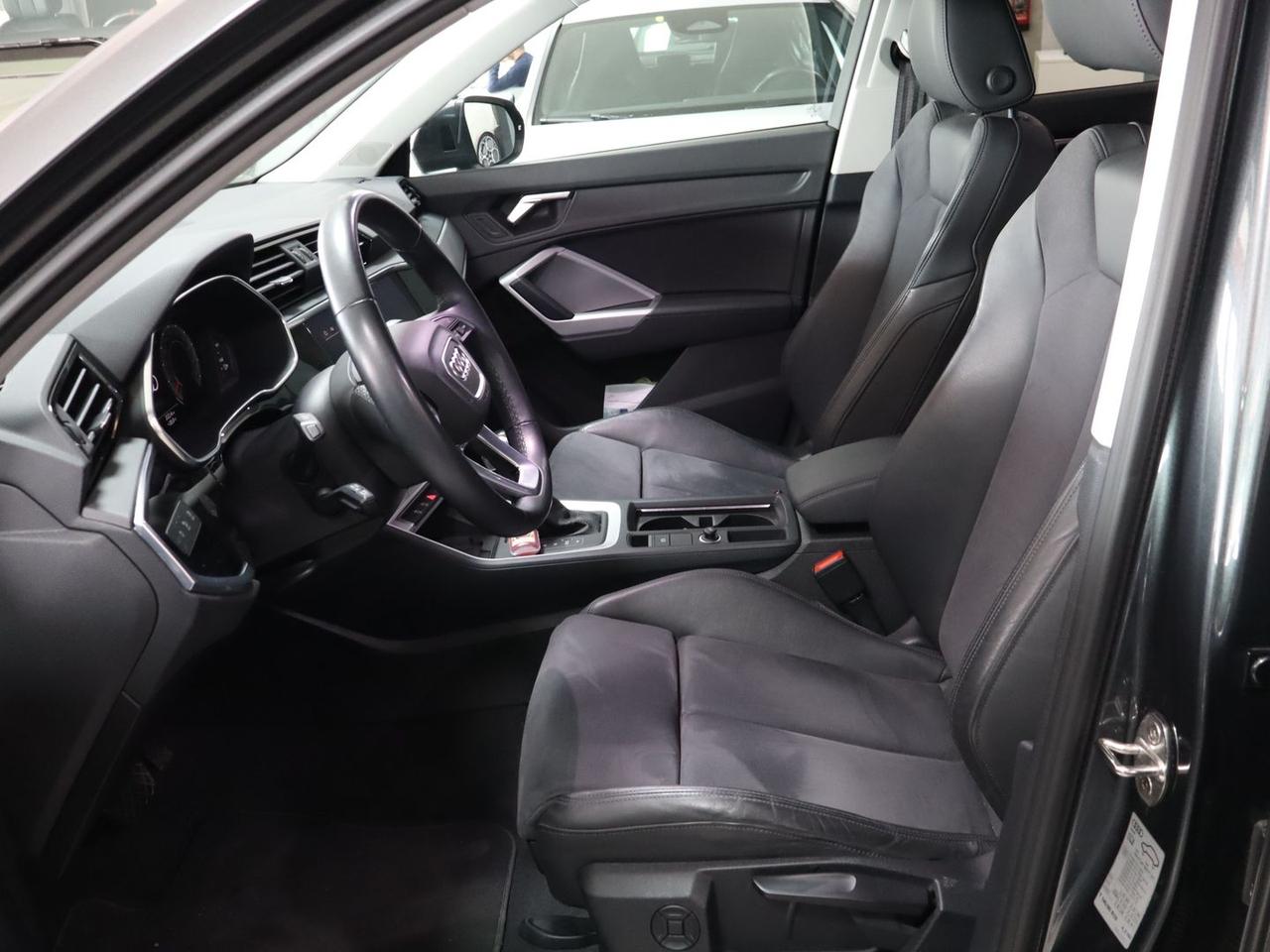 Audi Q3 S Line 1.5 35 TFSI #10221
