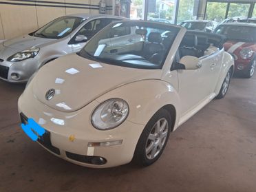 Volkswagen New Beetle 1.4 16V Cabrio