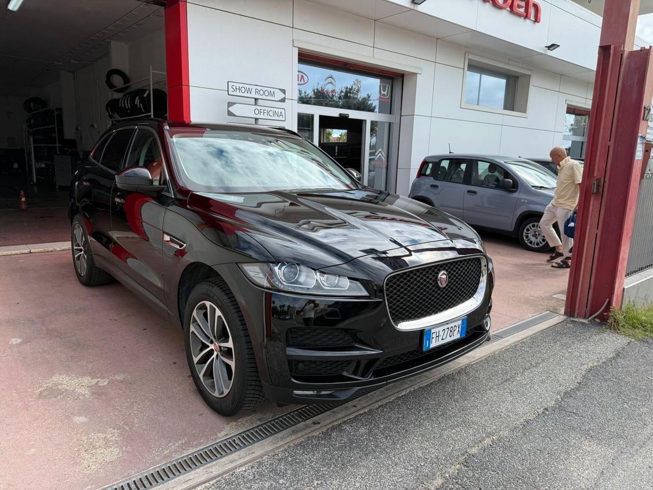 Jaguar F-Pace 2.0 D 180 CV AWD aut. Prestige