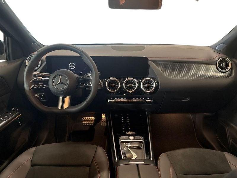 Mercedes-Benz EQA 300 AMG Line Advanced 4matic KM0