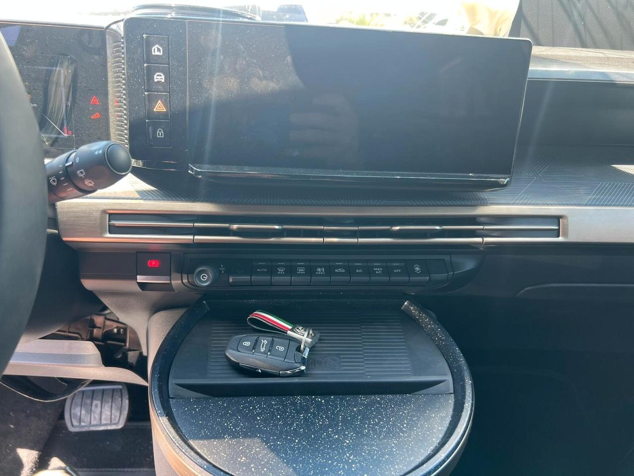 Lancia Ypsilon Hybrid e-DCT Edizione Cassina