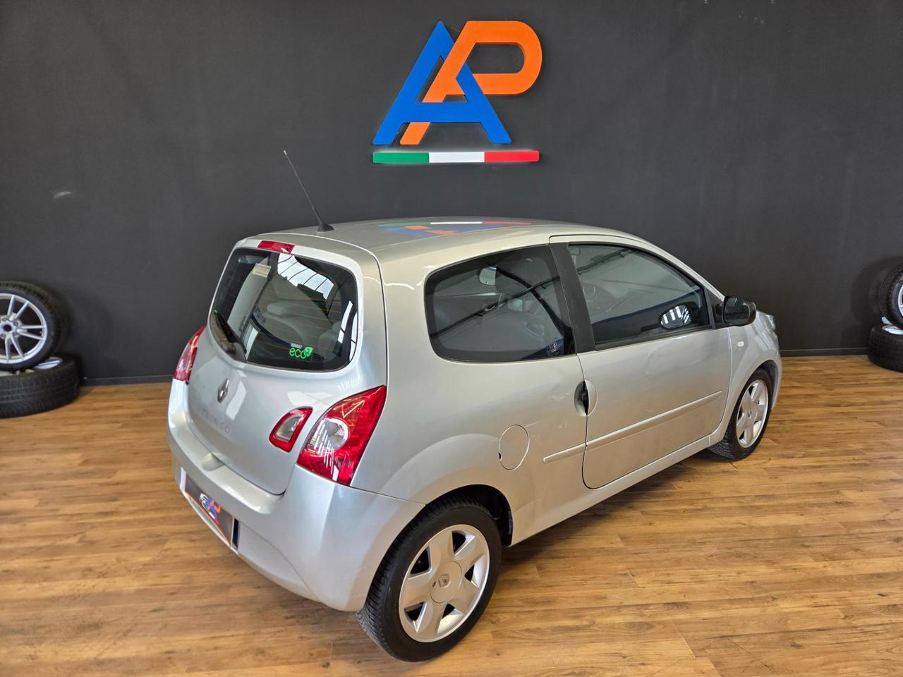 Renault Twingo 1.2 Live 75cv