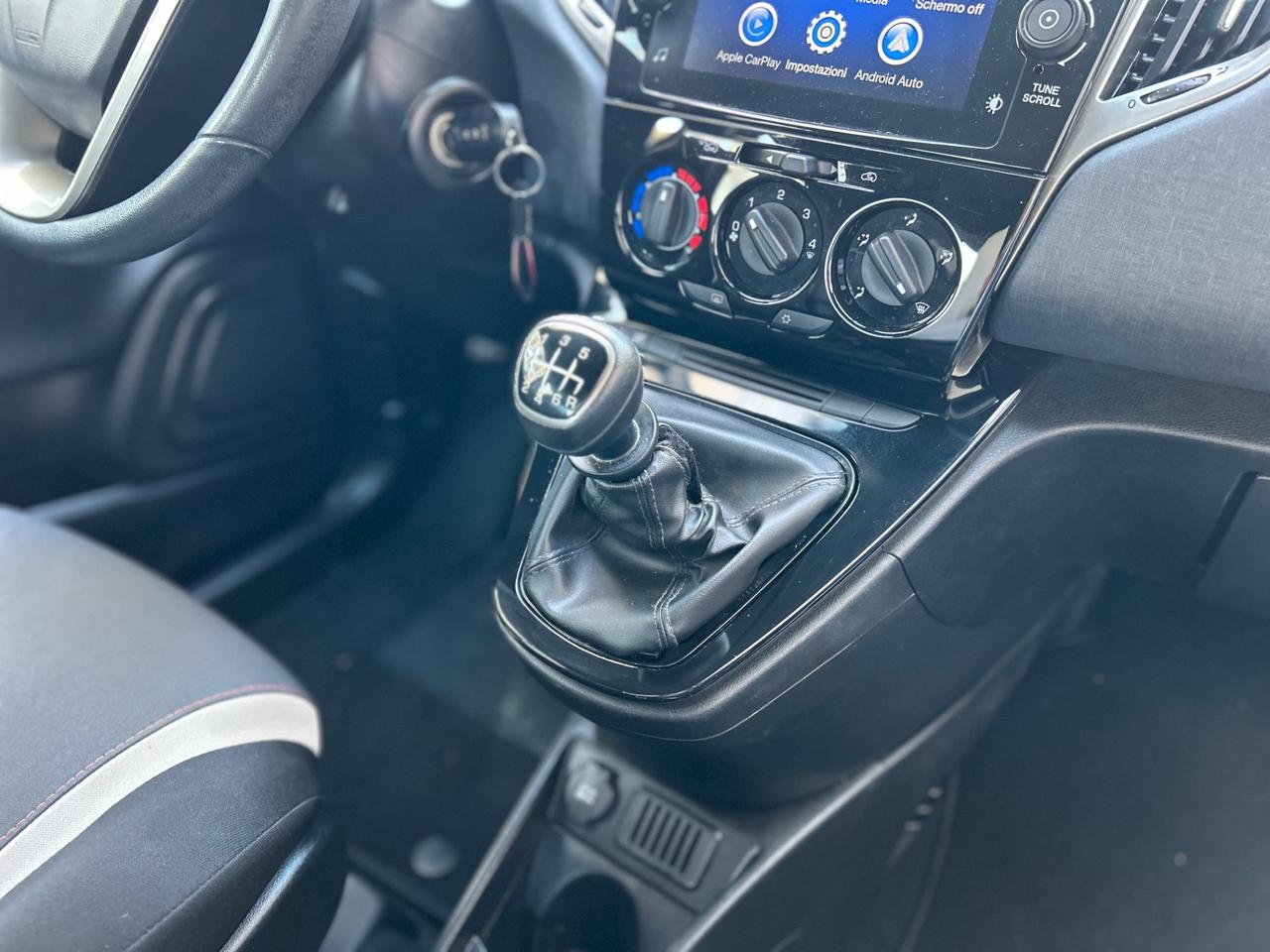 Lancia Ypsilon 1.0 FireFly HYBRID 5p s&s Gold *49000KM*CARPLAY*