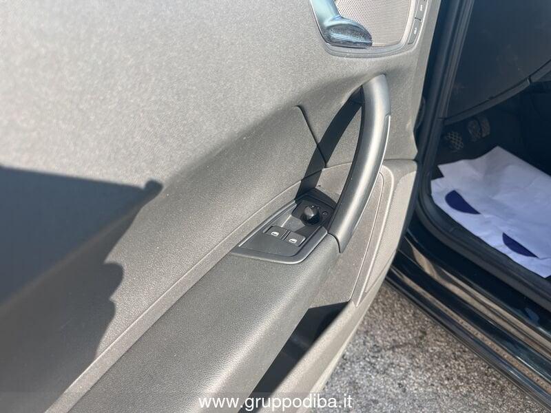 Audi A1 I 2010 3p Diesel 1.6 tdi Attraction c/clima 90cv