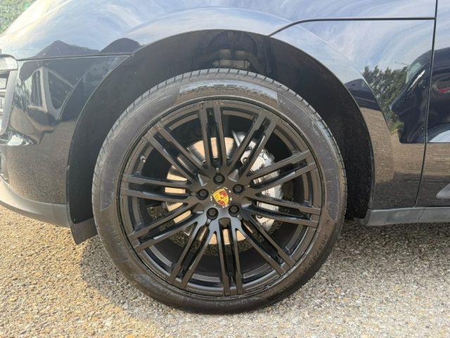 PORSCHE Macan 3.0 Diesel S NAVI - PDLS - PDC - PELLE - 21