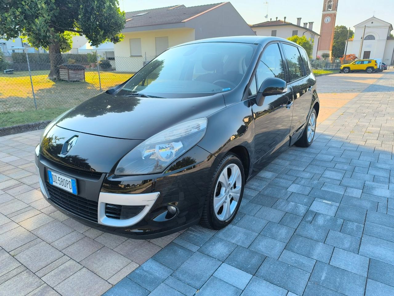 Renault Scenic Scénic X-Mod 1.5 dCi 110CV Luxe
