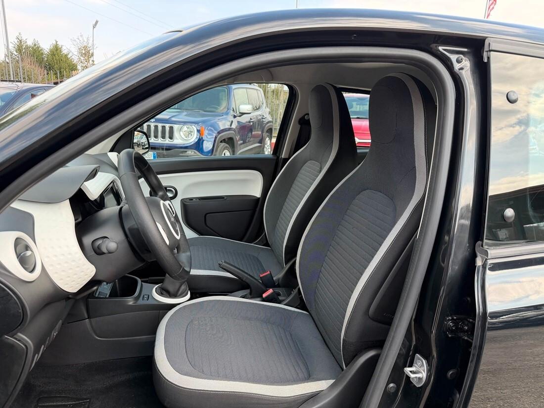 Renault Twingo SCe 65 CV Urban Night