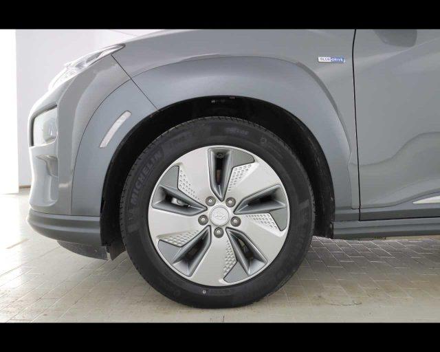 HYUNDAI Kona EV 64 kWh Exellence