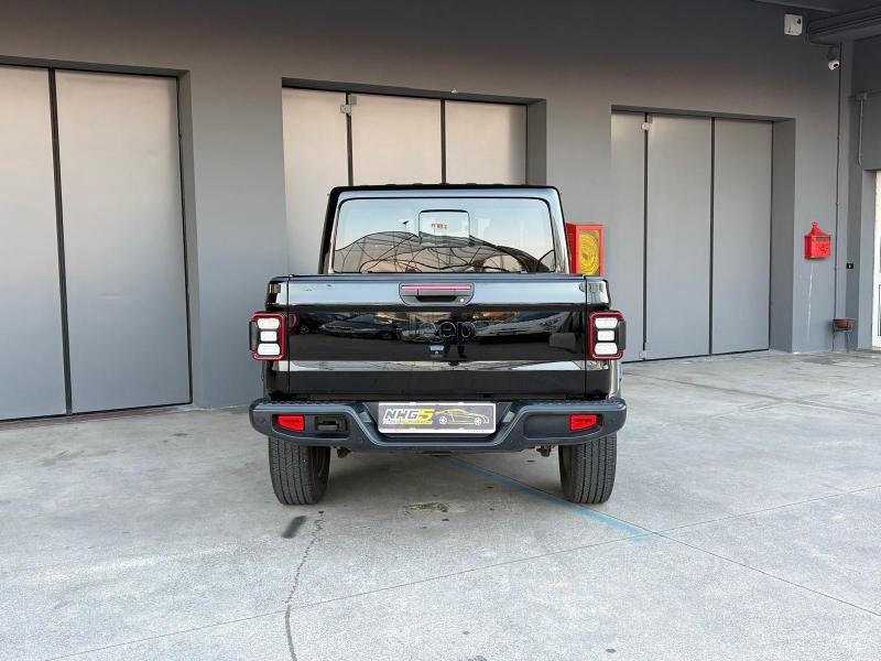 Jeep Gladiator 3.0 V6 Overland 4wd auto