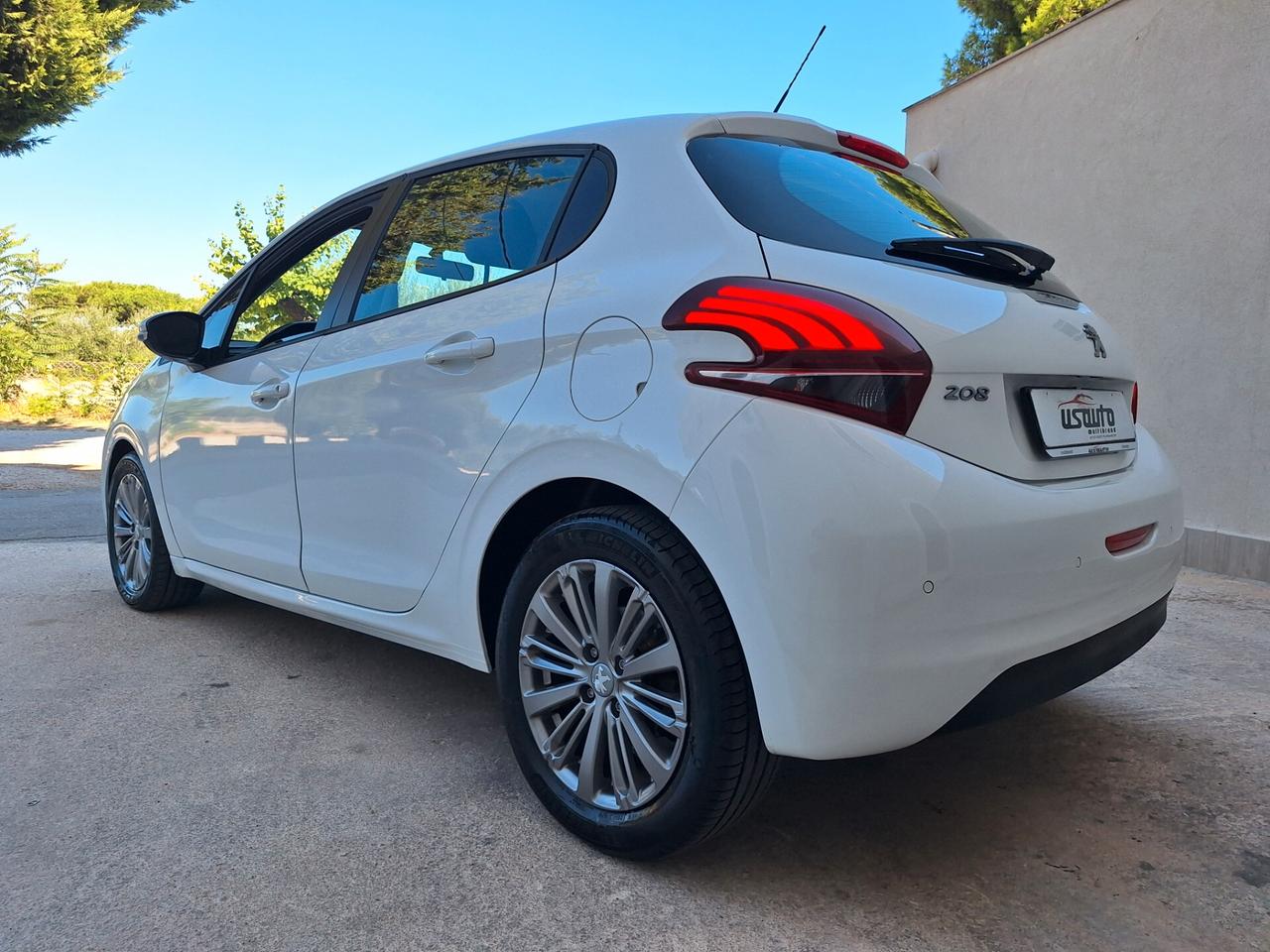 Peugeot 208 1.5 HDi 100 cv 5 porte Allure 2019