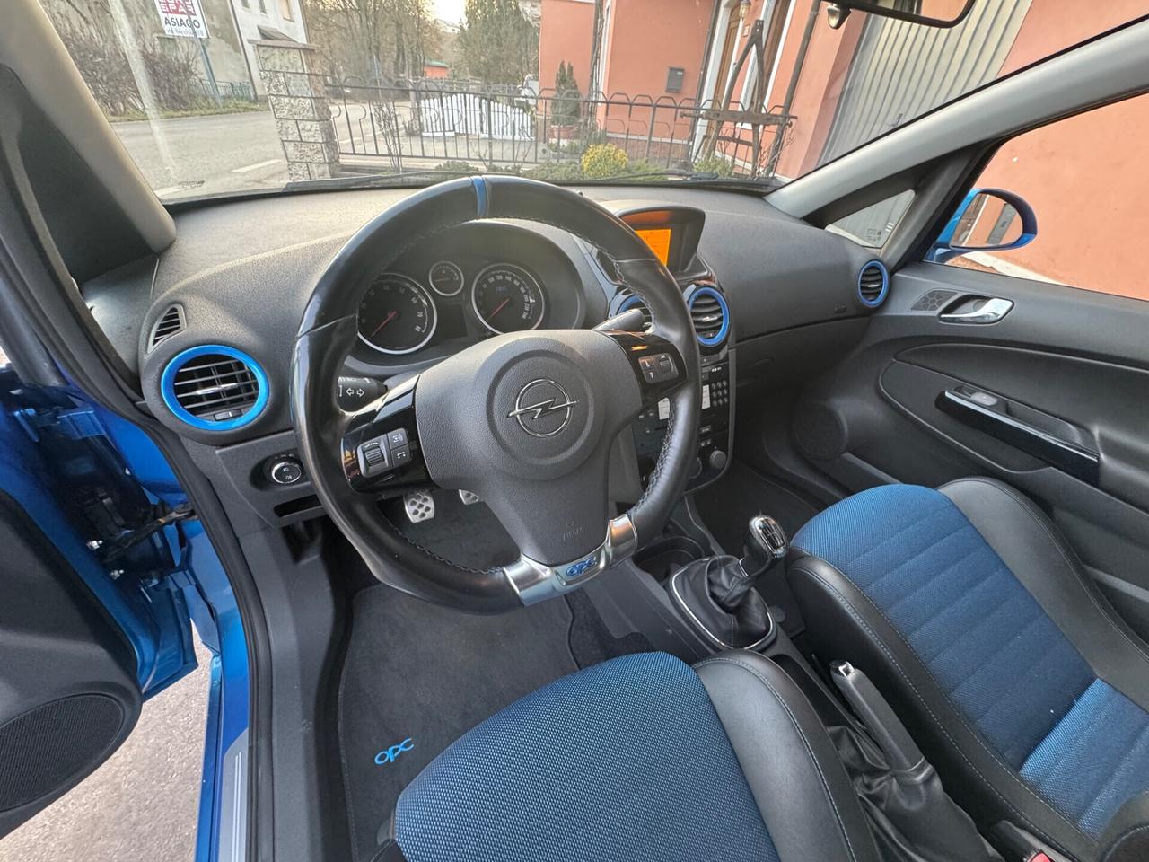 Opel Corsa 1.6 T 192CV 3 porte OPC