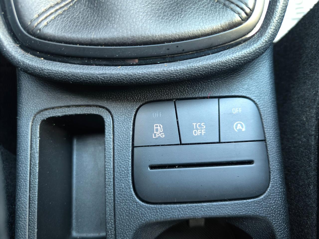 FORD FIESTA GPL CASA MADRE 11/2019 KM 95.000 1 PROPRIETARIO