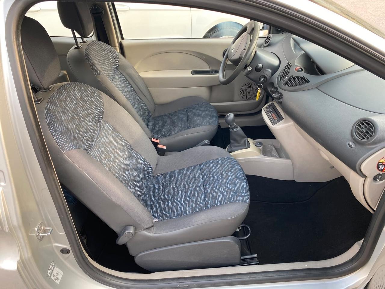 Renault Twingo 1.2 benz 58cv full economica 2010