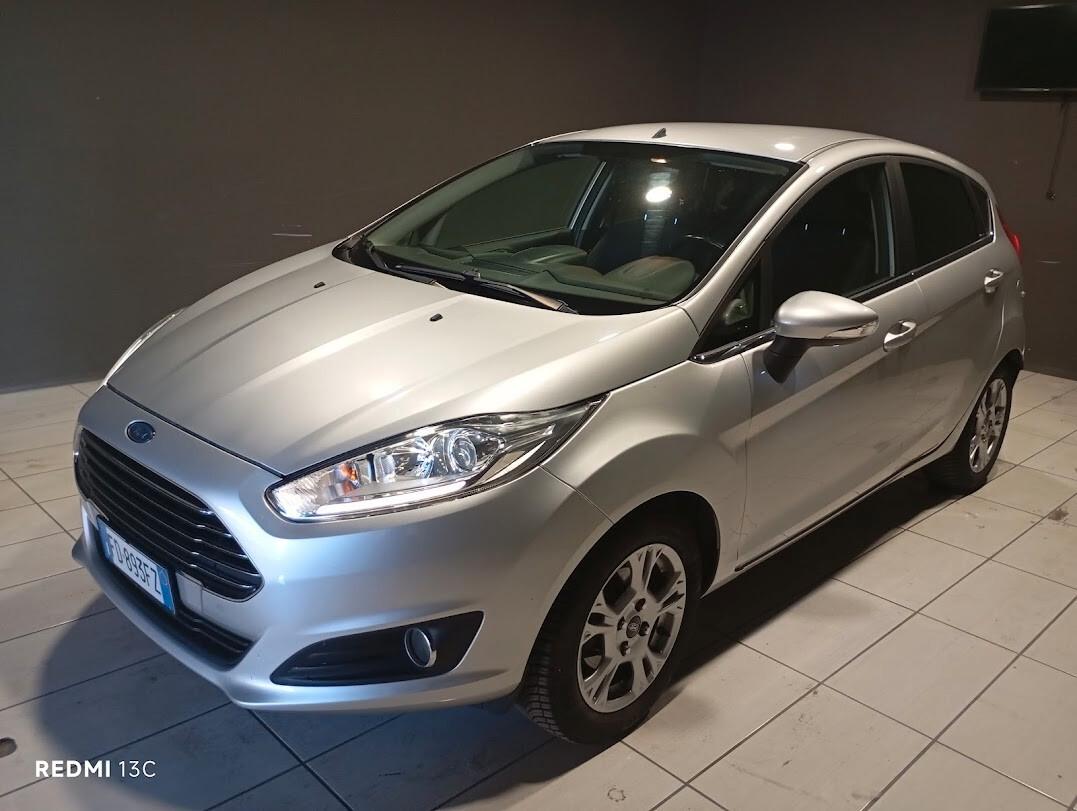 FORD FIESTA DEL 2016 EURO 6 140.000 KM