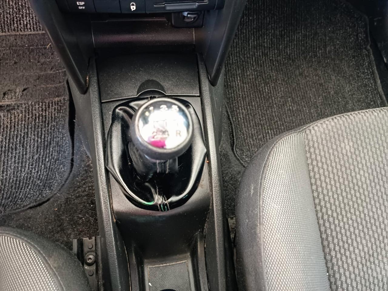 Peugeot 207 1.4 HDi 70CV FAP 5p. XS