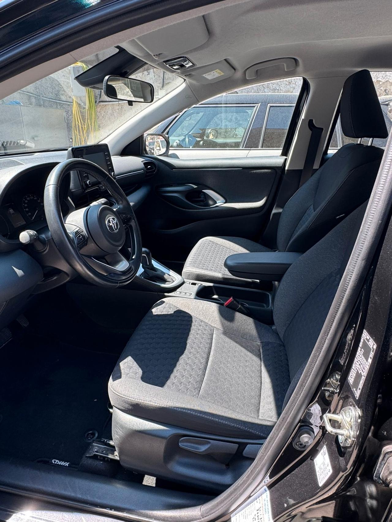 Toyota Yaris 1.5 Hybrid 5 porte Active