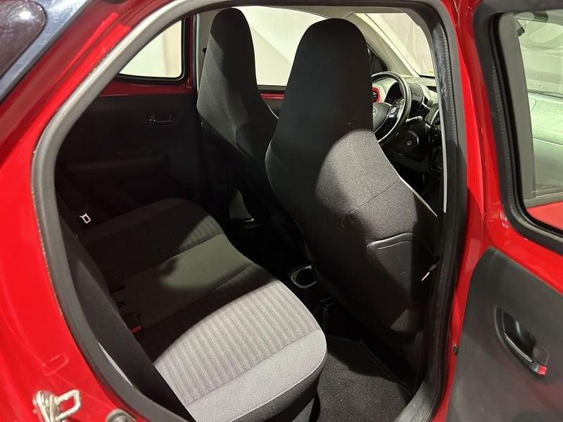 Toyota Aygo 1.0 VVT-i 72 CV 5 porte x-play