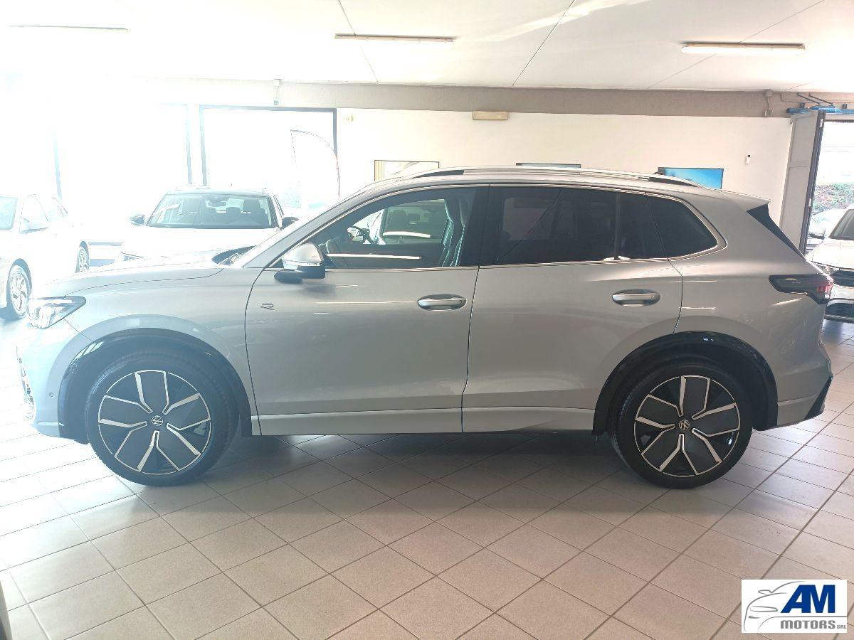 VOLKSWAGEN - Tiguan - 1.5 eTSI 150 CV EVO DSG R-Line