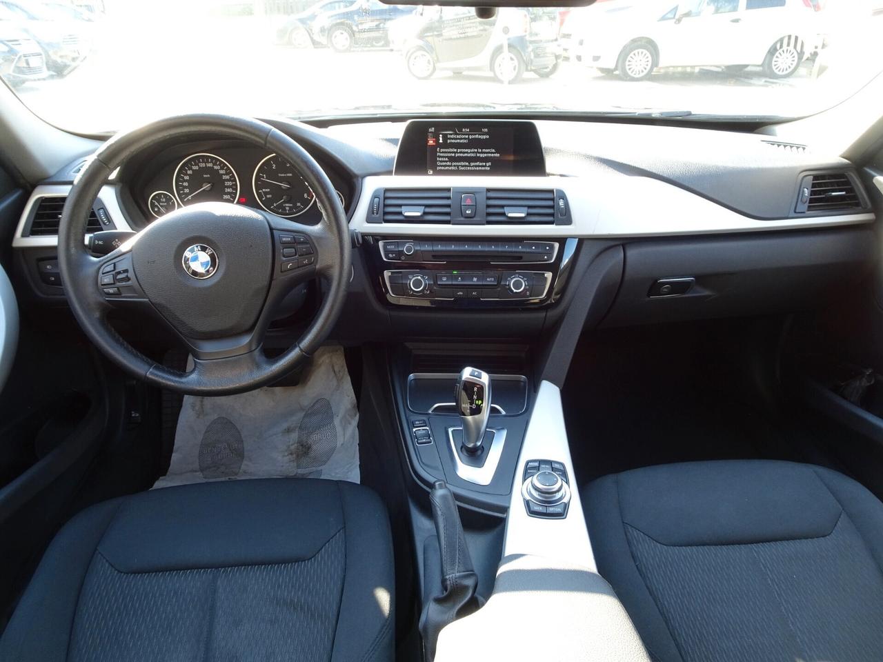 BMW 318 D - TOURING BUSINESS ADVANTAGE AUTO