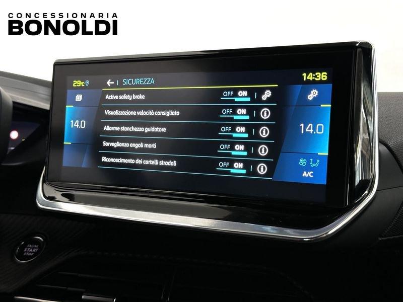 Peugeot 2008 motore elettrico 136 CV GT Pack