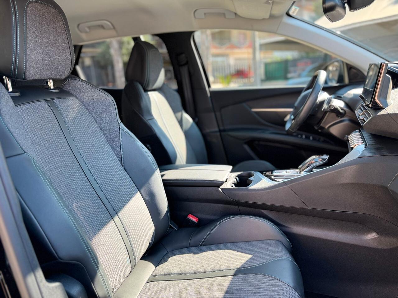 Peugeot 3008 BlueHDi 130 S&S EAT8 Allure