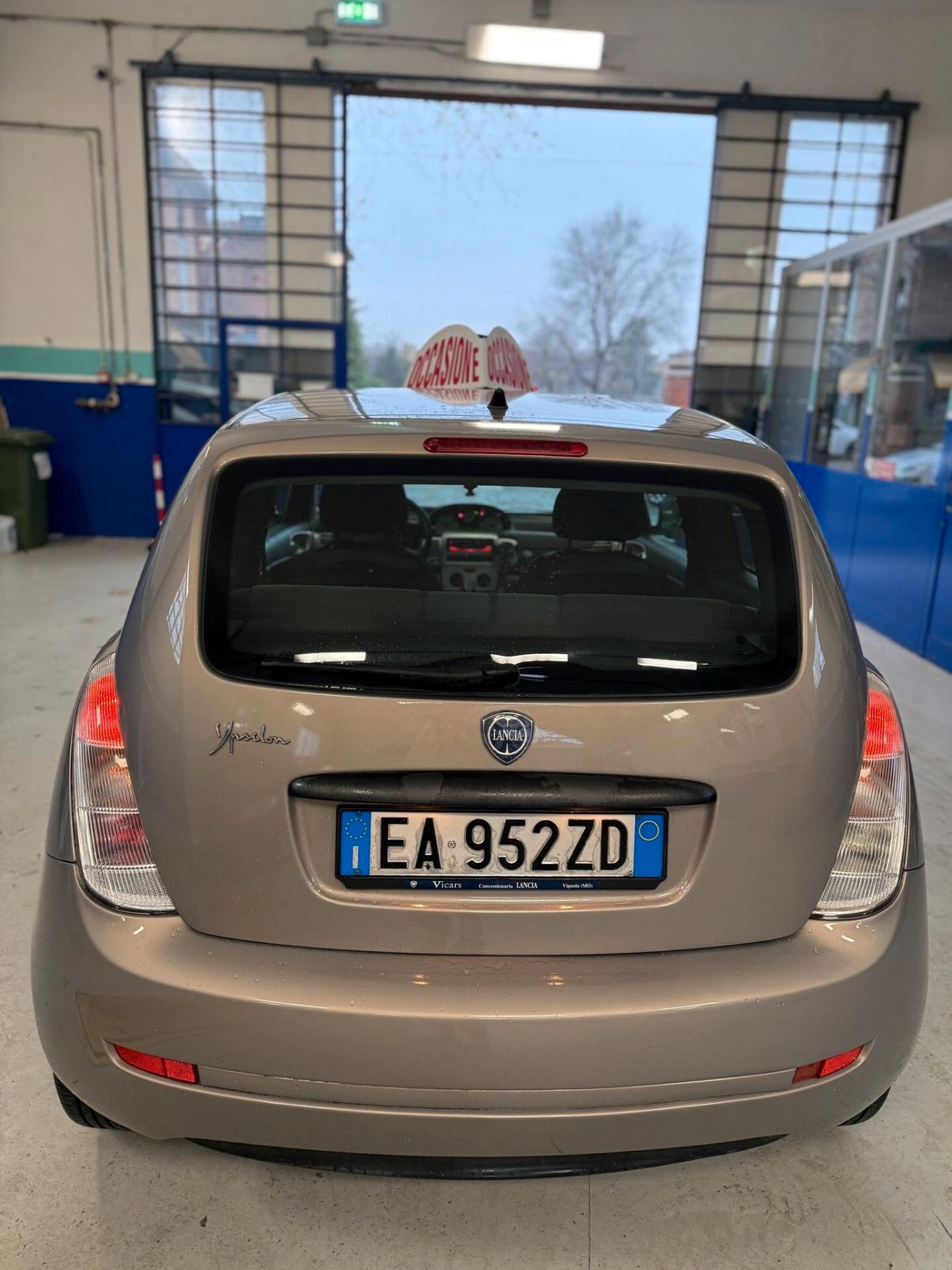 Lancia Ypsilon 1.2 Argento