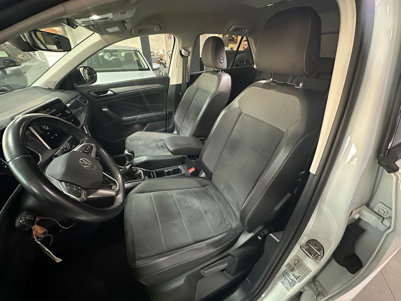 Volkswagen T-Roc Style 1.0 TSI #8540