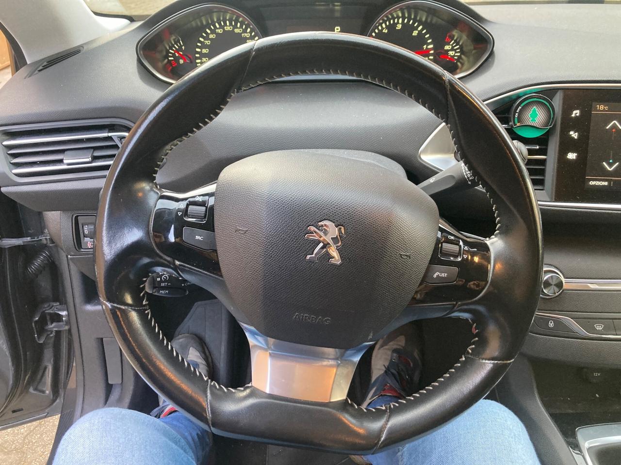 Peugeot 308 BlueHDi 120 S&S SW Business