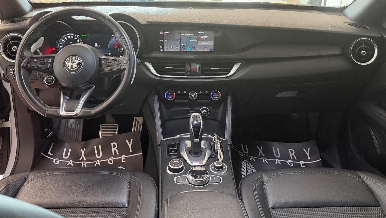 Alfa Romeo Stelvio 2.2 t Sprint Q4 210cv auto