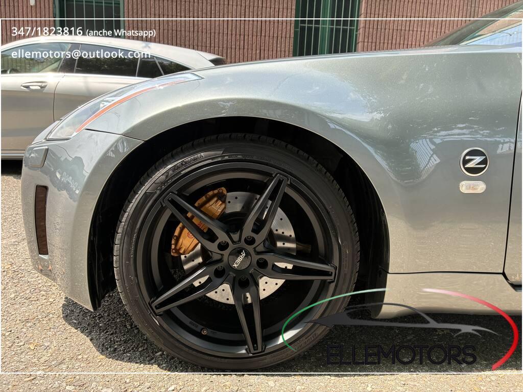 Nissan 350 Z 35th ANNIVERSARY SOLO 700 ESEMPLARI - MANUALE SOLI 2 PROPRIETARI