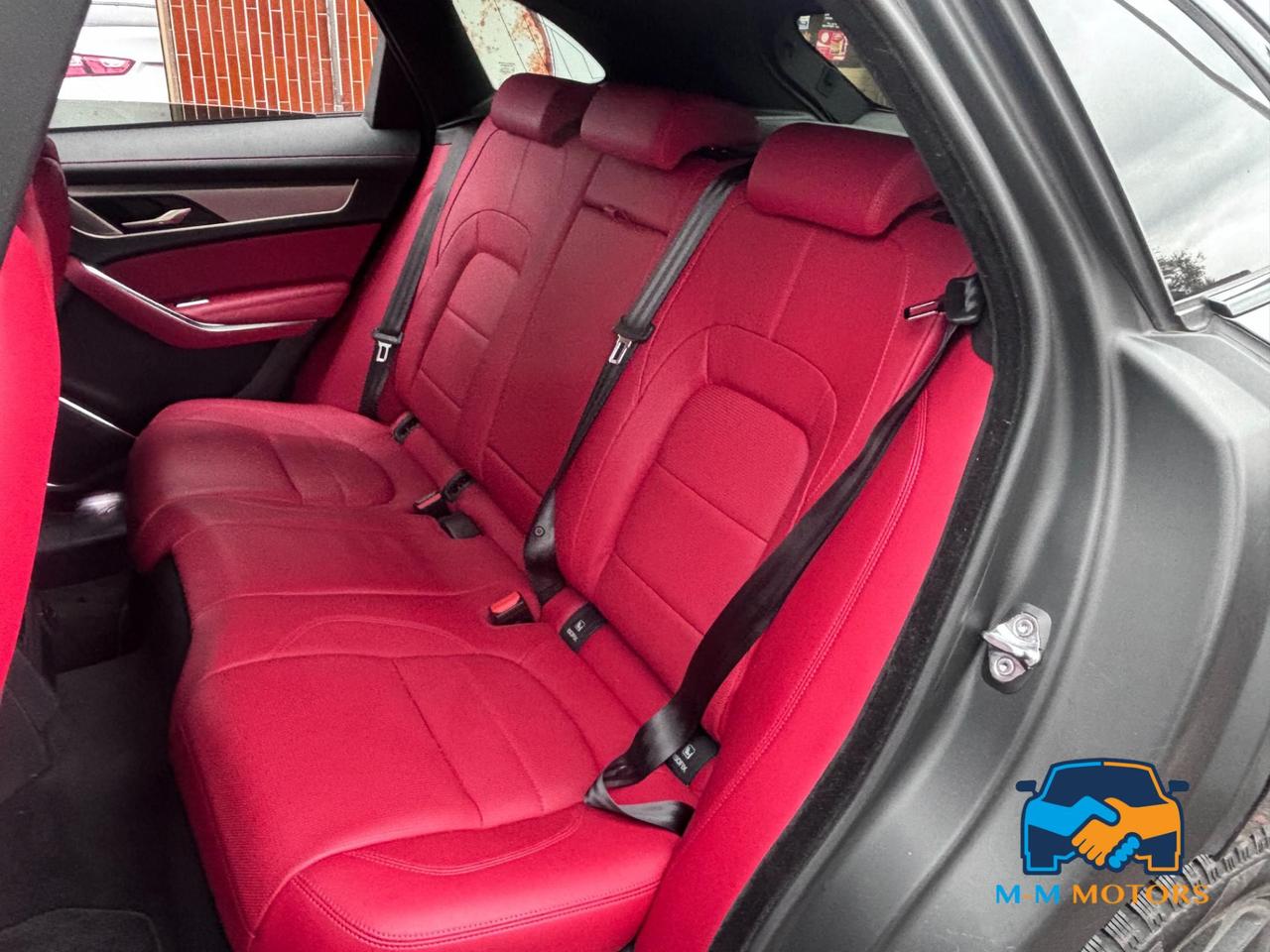 Jaguar F-Pace 2.0d i4 mhev R-Dynamic SE Greenstone awd 204cv auto