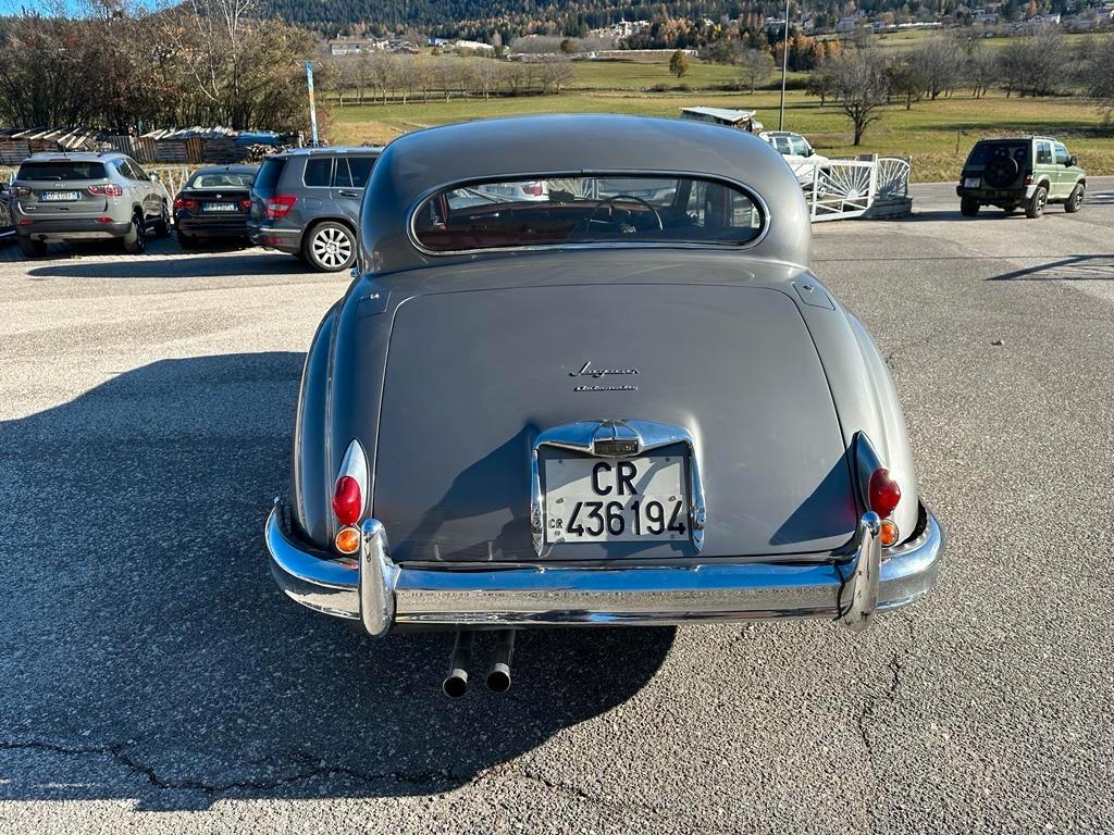 Jaguar MK IX