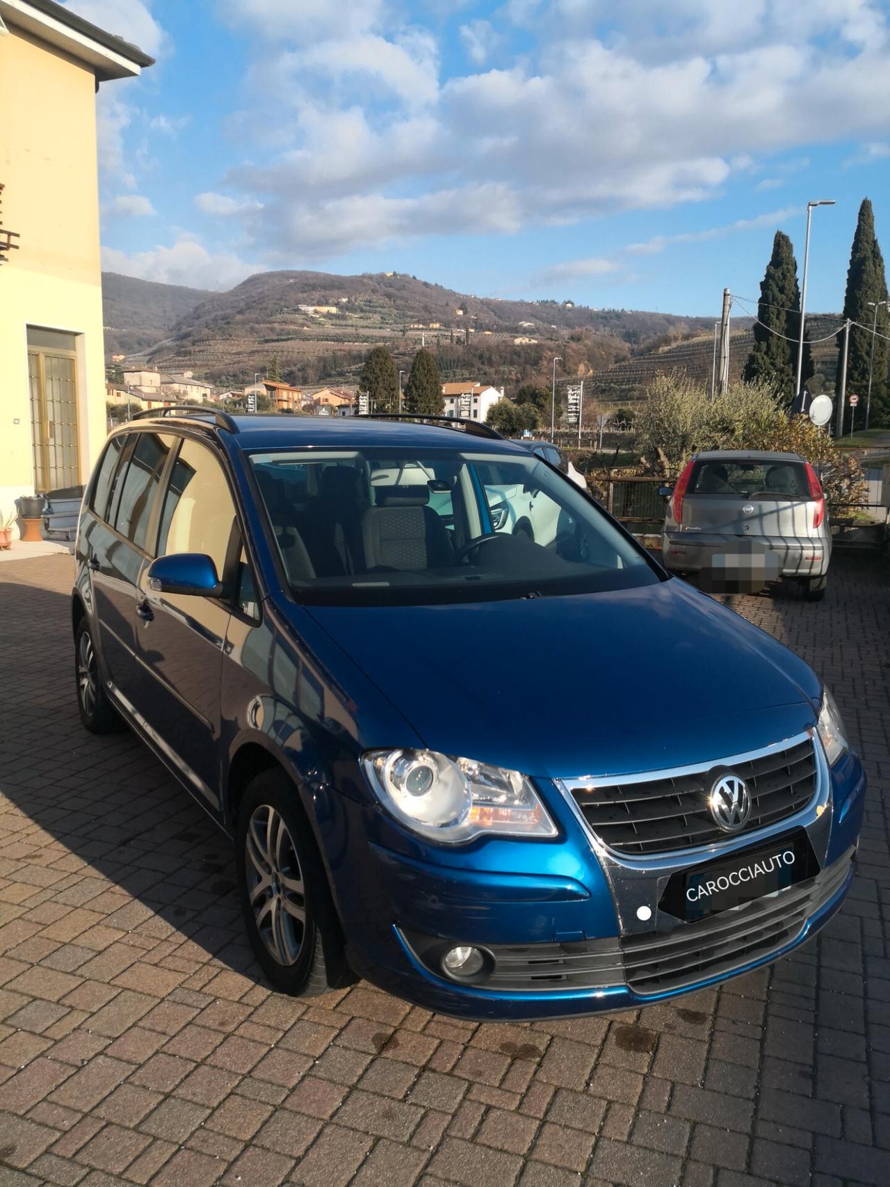 Volkswagen Touran 2.0 metano 7 posti