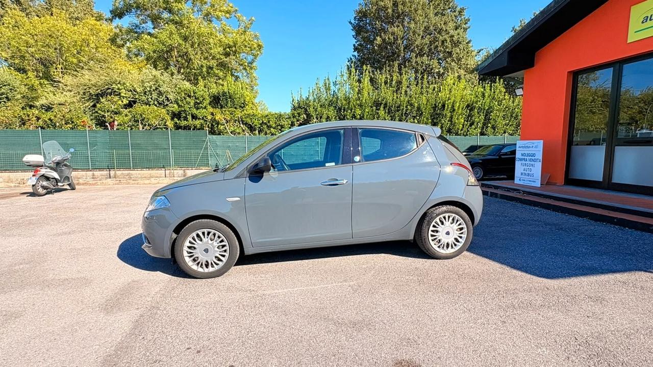 Lancia Ypsilon 1.2 69 CV 5 porte GPL Ecochic Gold