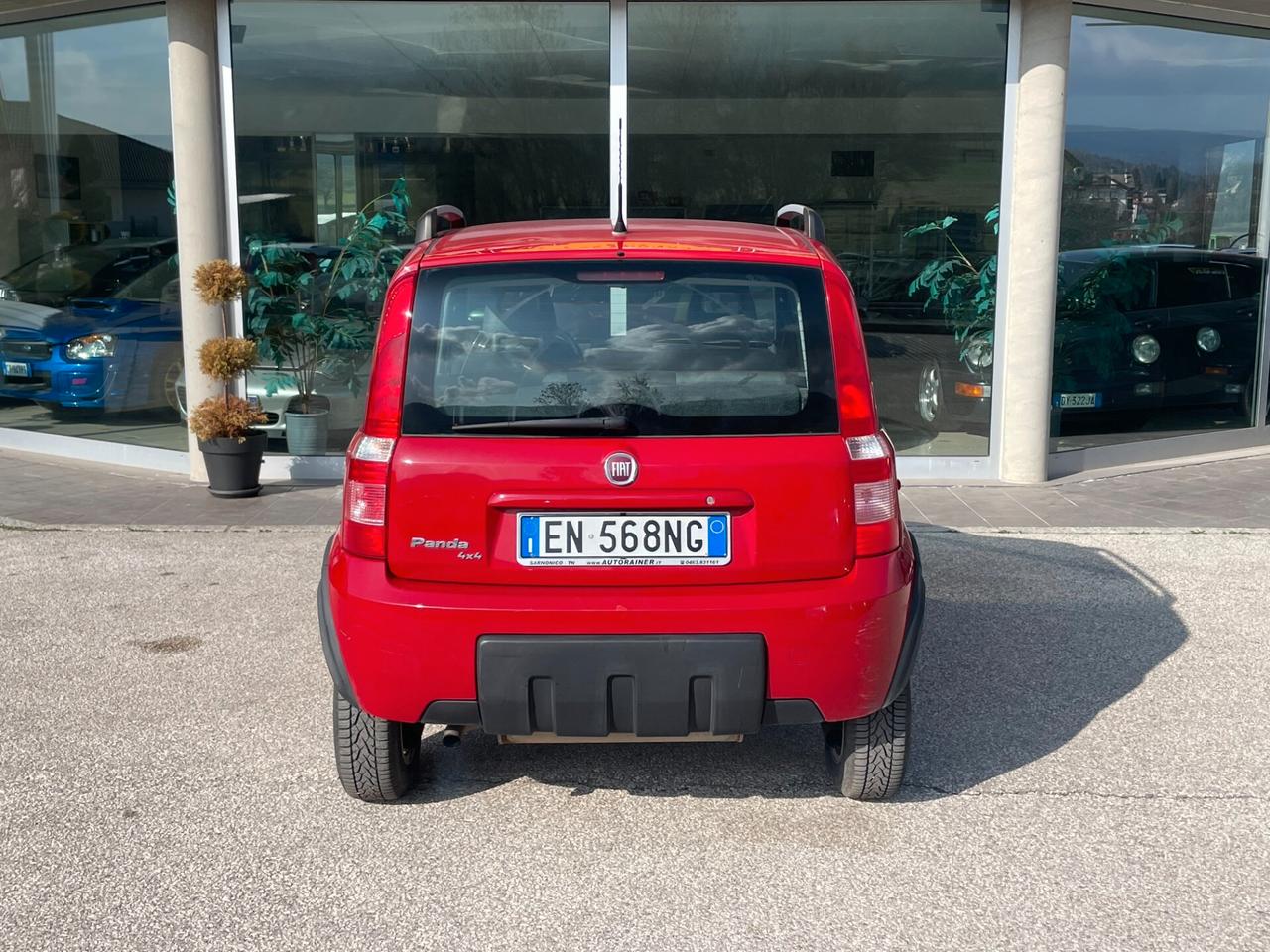Fiat Panda 4x4 1.3 MJT 16V DPF Climbing