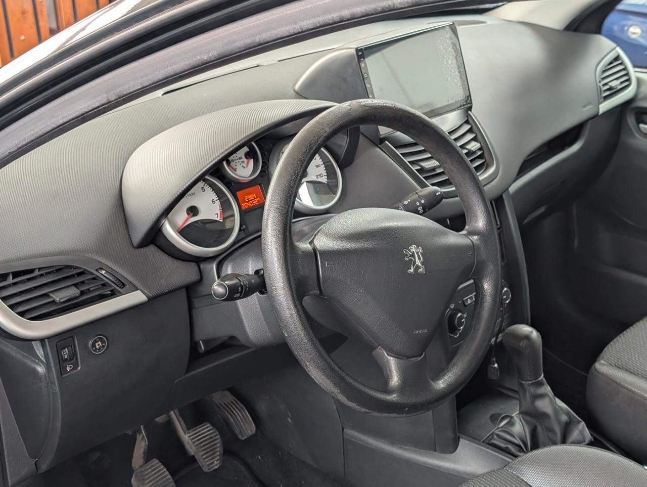 Peugeot 207 1.4 8V 75CV 5p. X Line ECO GPL