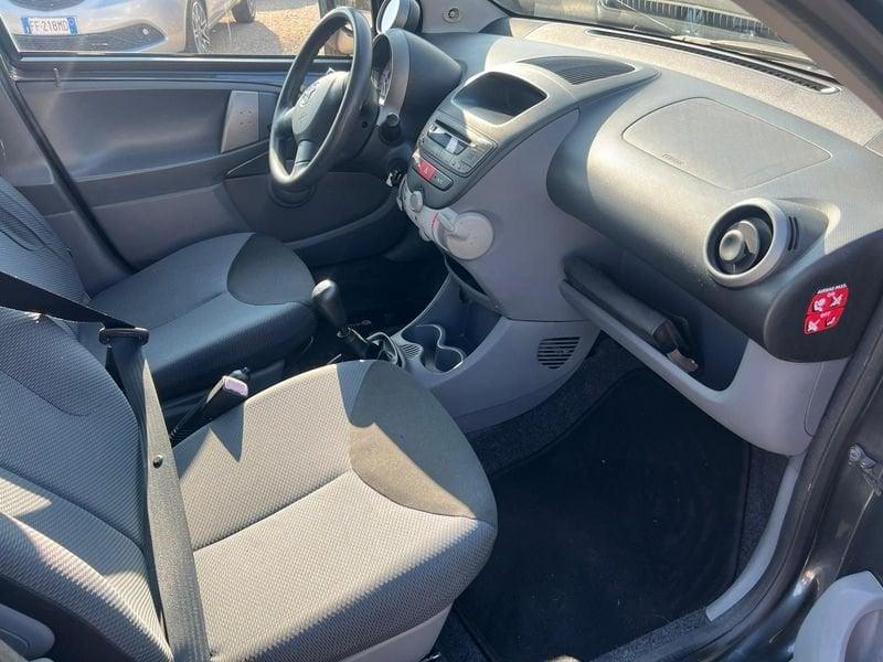 Toyota Aygo Aygo 1.0 12V VVT-i 5 porte Sol