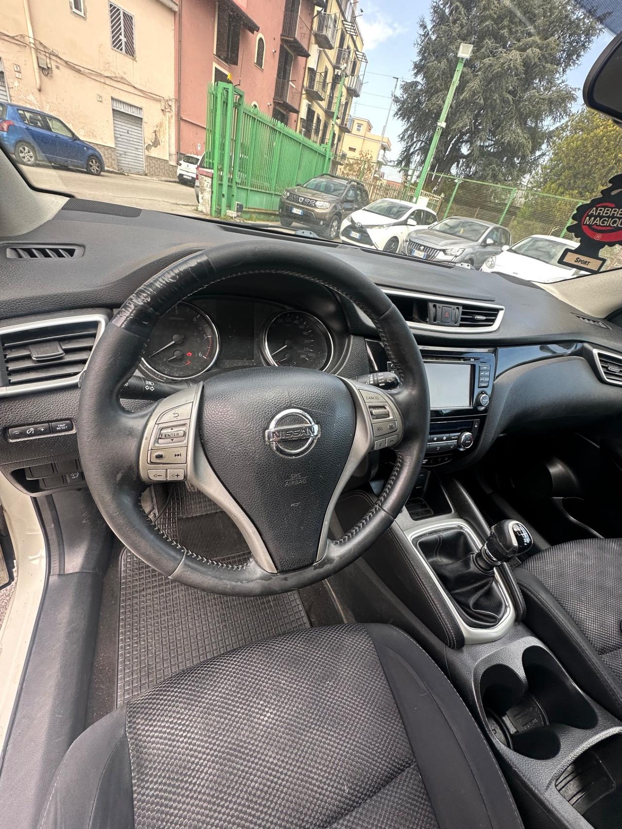 Nissan Qashqai 1.5 dCi Visia