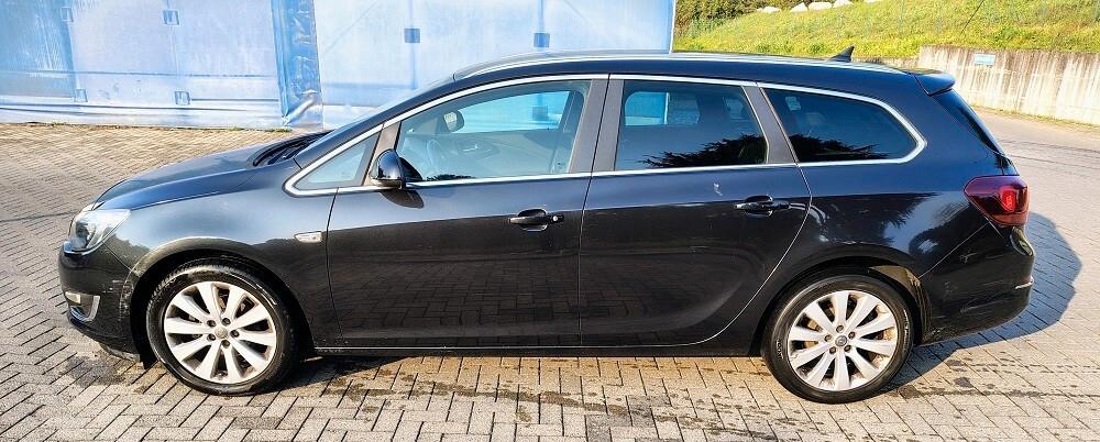 Opel Astra 1.4 Turbo 140CV Sports Tourer GPL Tech Cosmo