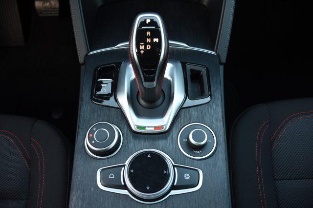 ALFA ROMEO Stelvio 2.2 Turbodiesel 160 CV AT8 RWD Rosso Edizione