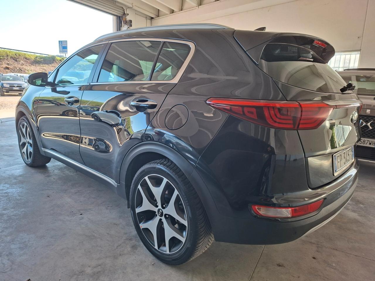 Kia Sportage AUTOMATICO / FULL OPTIONAL / GANCIO TRAINO / EURO 6B