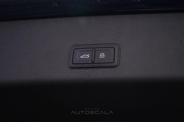 AUDI Q3 35 TDI 150cv S tronic Business S Line