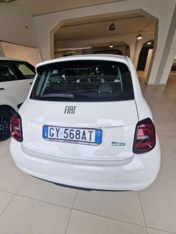 FIAT 500 500e IV 2020 23,65 kWh