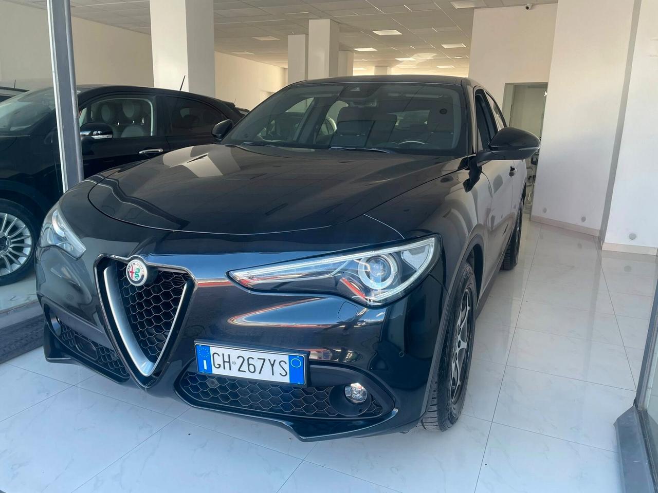 Alfa Romeo Stelvio 2.2 Turbodiesel 160 CV AT8 RWD Super Business
