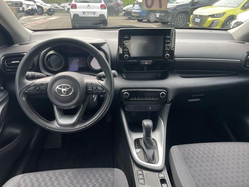 Toyota Yaris Hybrid Trend MY22